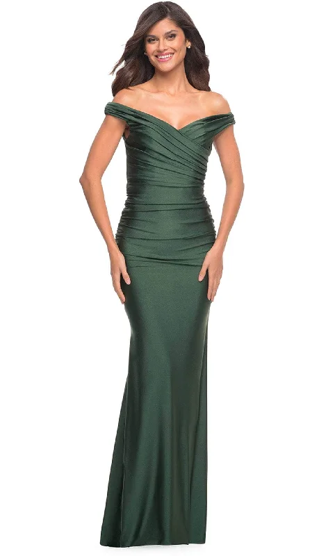 Formal Dress for Theater OpeningsLa Femme 30631 - Off Shoulder Fitted Long Gown